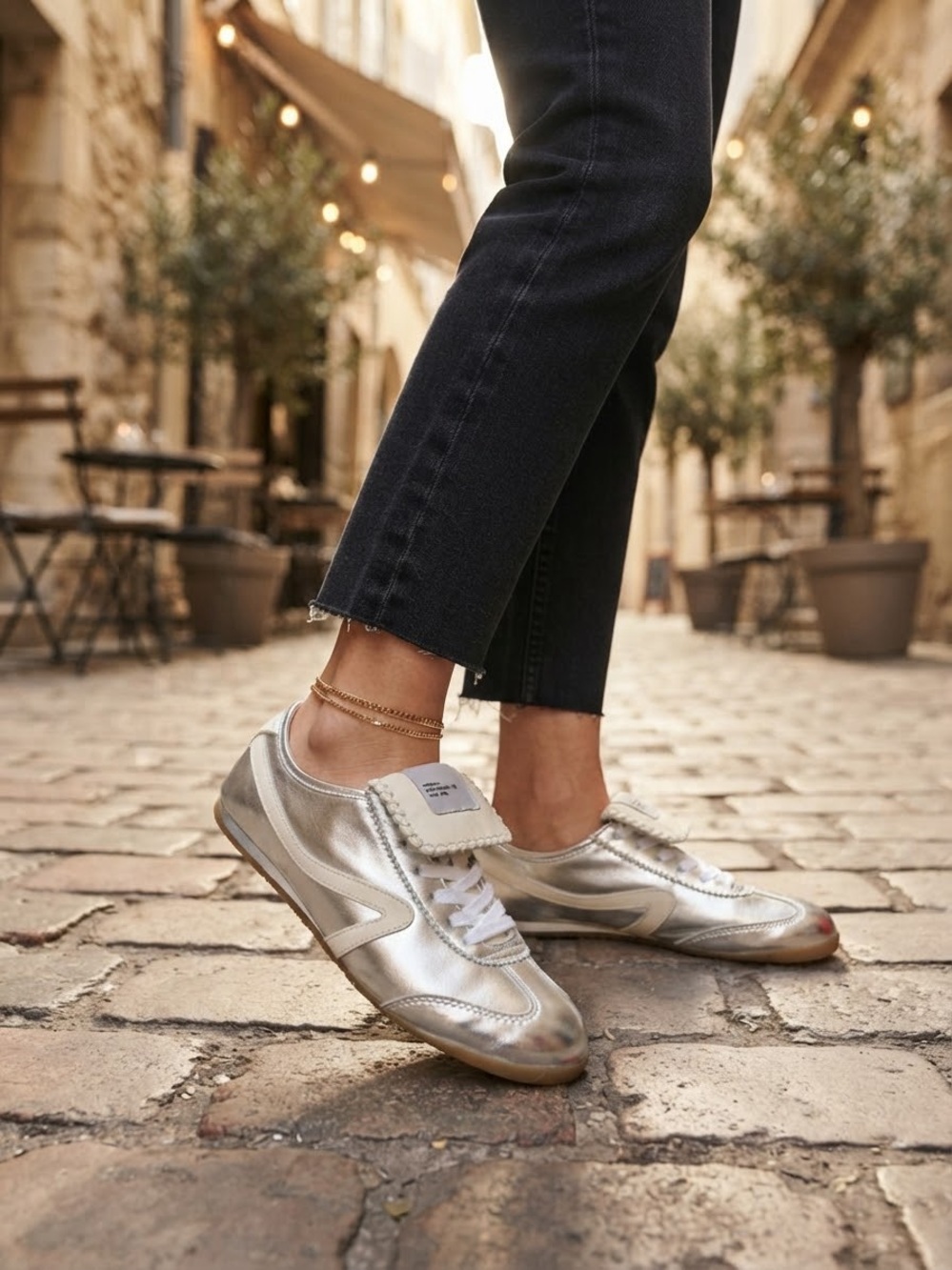 Steve Madden Jaiden Faux Leather Metallic Grip Sole Sneakers Silver Size 10M